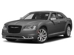 2018 Chrysler 300 Limited RWD photo