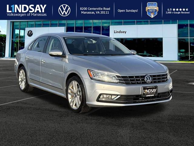 2018 Volkswagen Passat 2.0T SEL Premium FWD photo