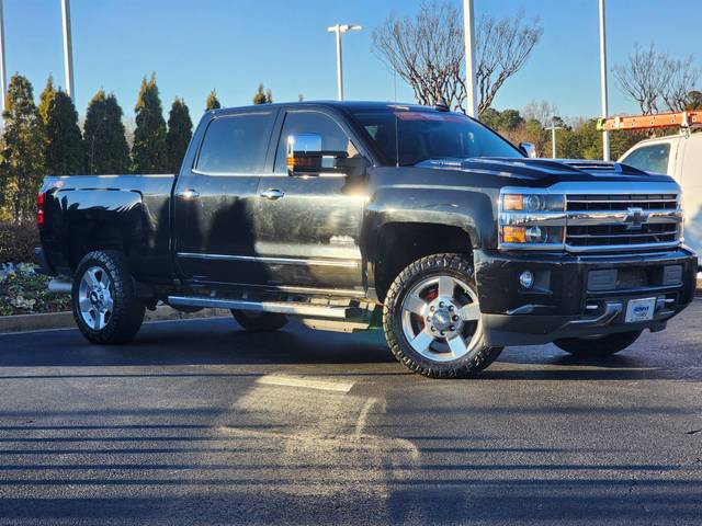 2019 Chevrolet Silverado 2500HD High Country 4WD photo