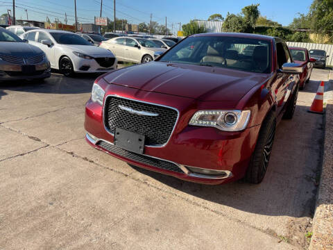 2018 Chrysler 300 Limited RWD photo