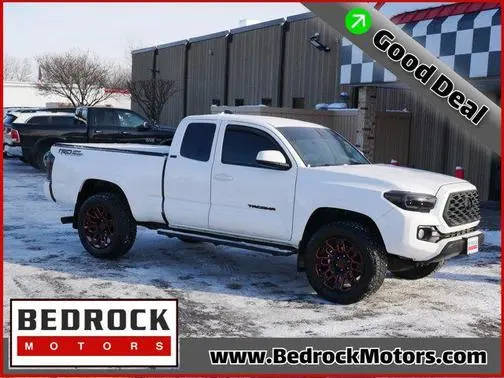 2018 Toyota Tacoma SR5 4WD photo