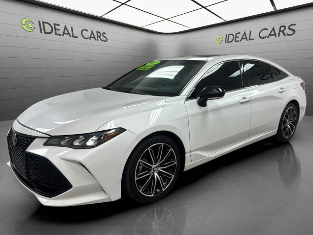 2019 Toyota Avalon XSE FWD photo
