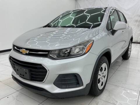 2018 Chevrolet Trax LS FWD photo