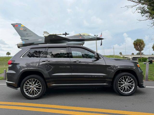 2018 Jeep Grand Cherokee Summit 4WD photo