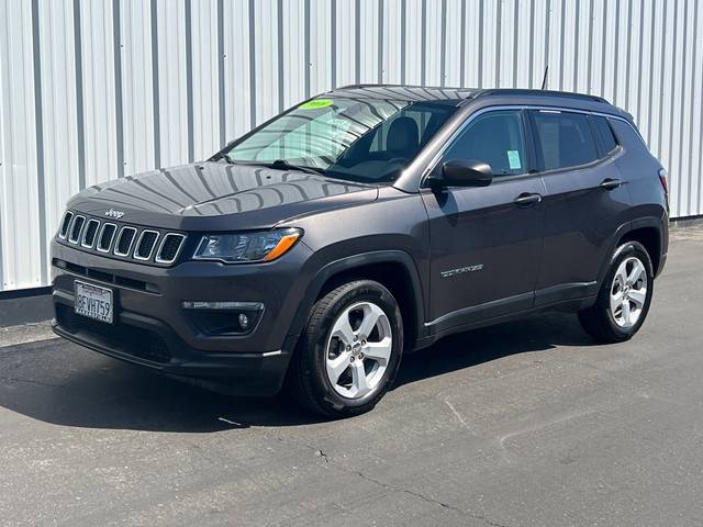 2018 Jeep Compass Latitude FWD photo