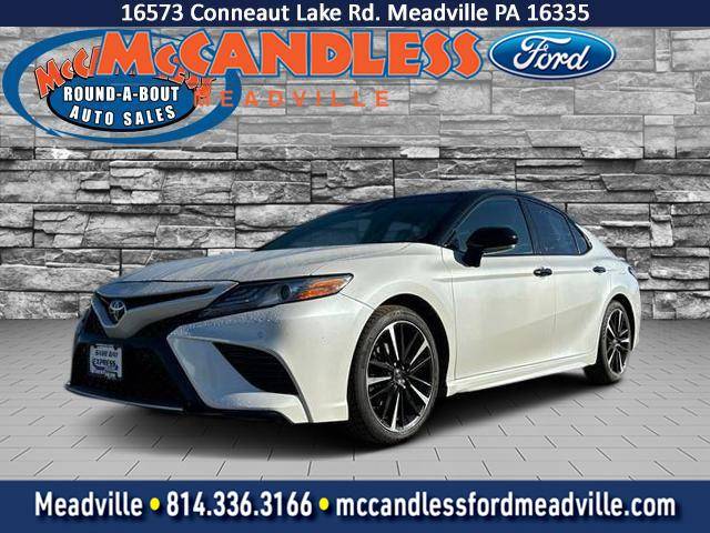 2018 Toyota Camry XSE FWD photo