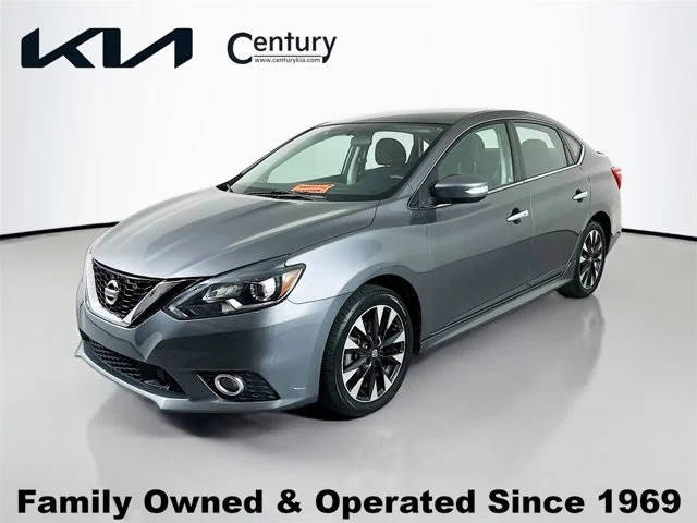 2018 Nissan Sentra SR FWD photo