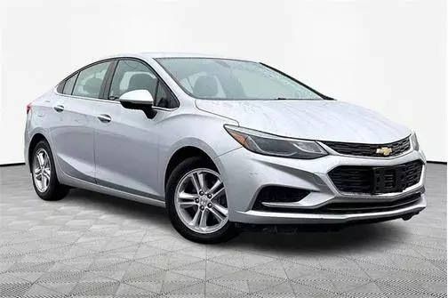 2018 Chevrolet Cruze LT FWD photo