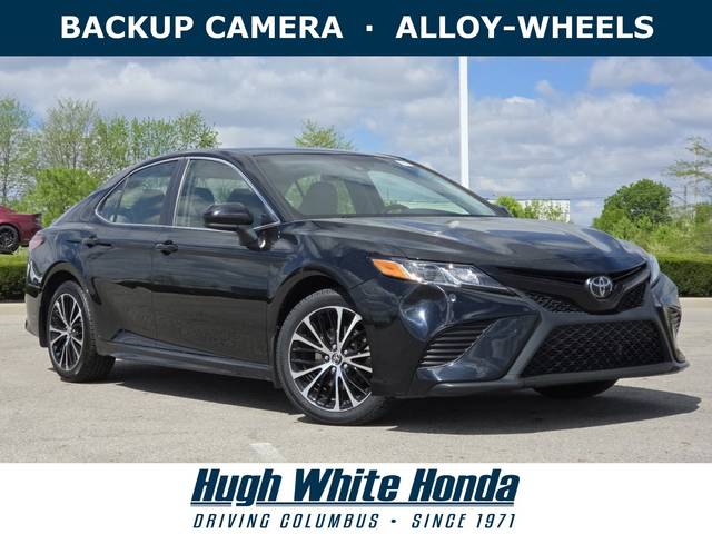 2018 Toyota Camry SE FWD photo