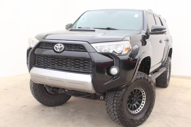 2016 Toyota 4Runner Trail Premium 4WD photo