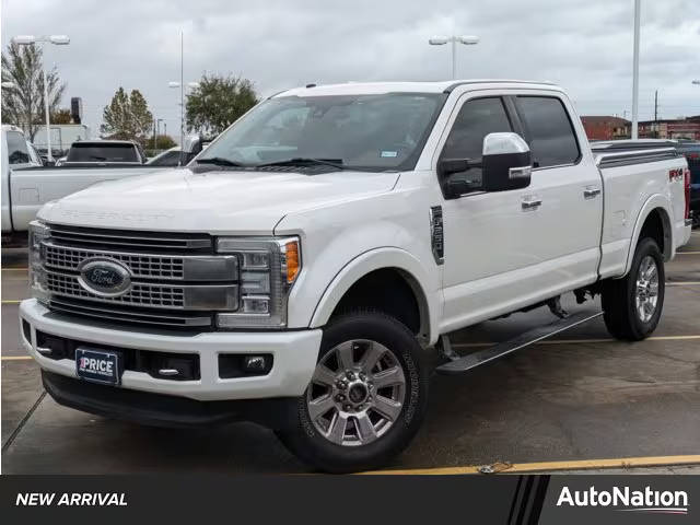 2018 Ford F-250 Super Duty Platinum 4WD photo