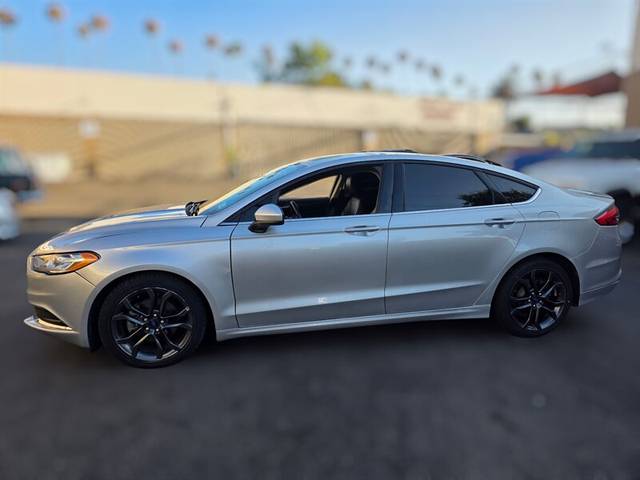 2018 Ford Fusion SE FWD photo