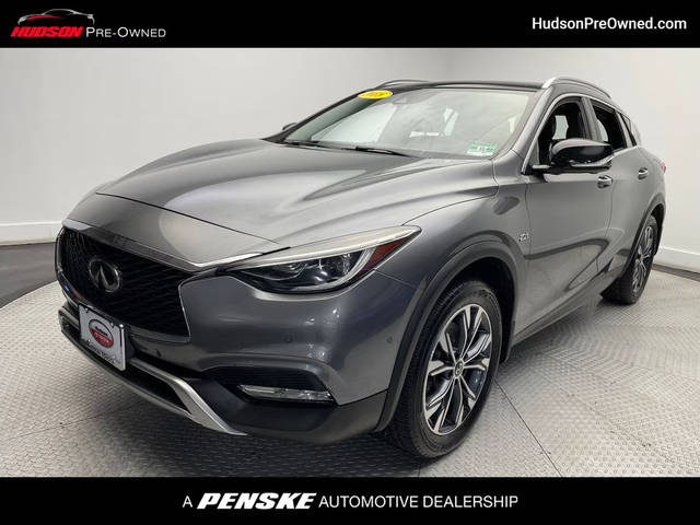 2018 Infiniti QX30 ESSENTIAL AWD photo