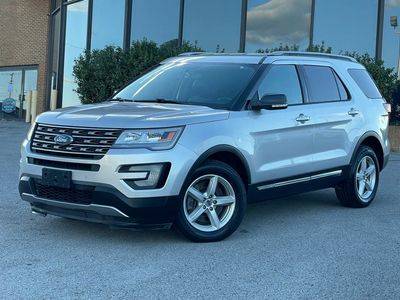 2017 Ford Explorer XLT 4WD photo