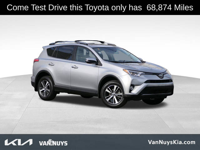 2018 Toyota RAV4 XLE FWD photo