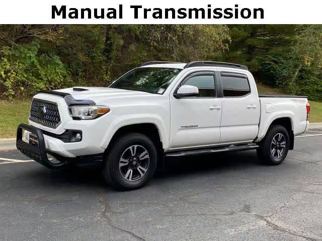 2018 Toyota Tacoma TRD Sport 4WD photo