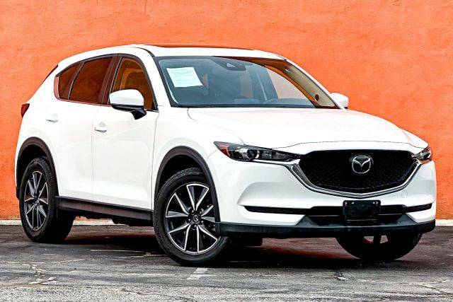 2018 Mazda CX-5 Touring FWD photo