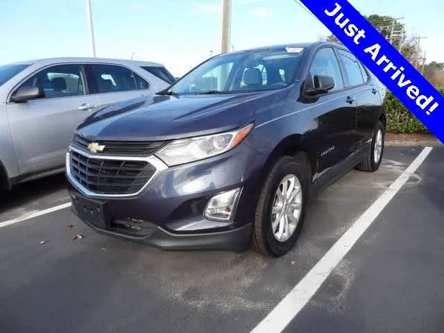 2019 Chevrolet Equinox LS FWD photo