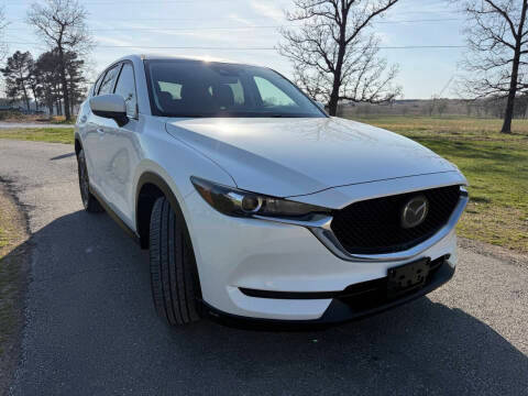2018 Mazda CX-5 Touring FWD photo