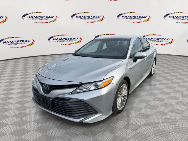 2018 Toyota Camry Hybrid XLE FWD photo