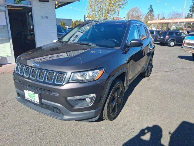 2018 Jeep Compass Latitude 4WD photo