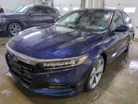 2018 Honda Accord Touring 2.0T FWD photo