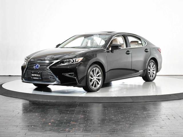 2018 Lexus ES ES 300h FWD photo
