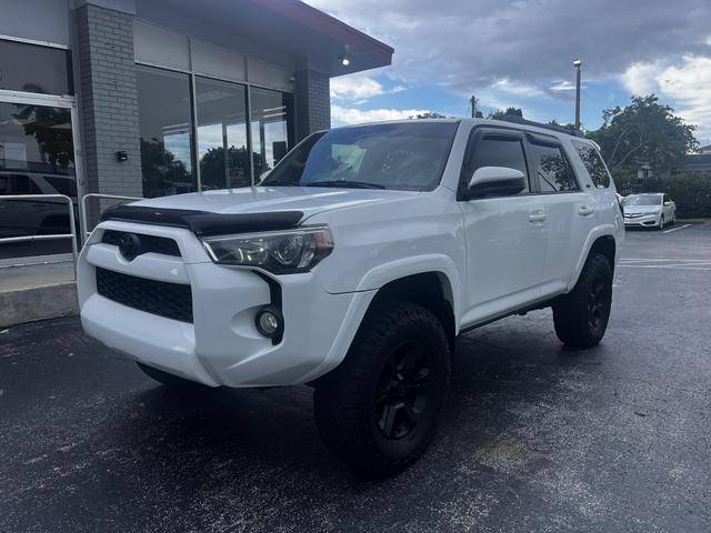 2015 Toyota 4Runner Limited 4WD photo