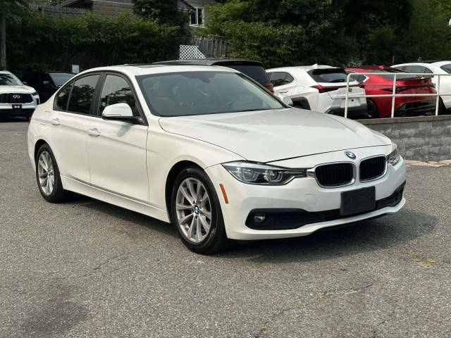 2018 BMW 3 Series 320i xDrive AWD photo
