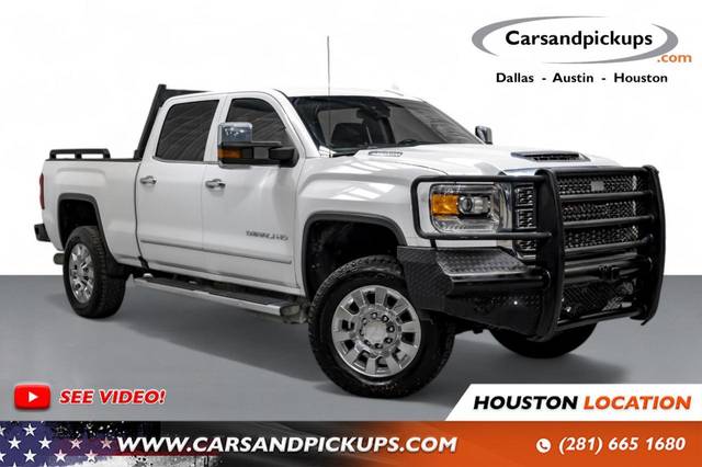 2019 GMC Sierra 2500HD Denali 4WD photo