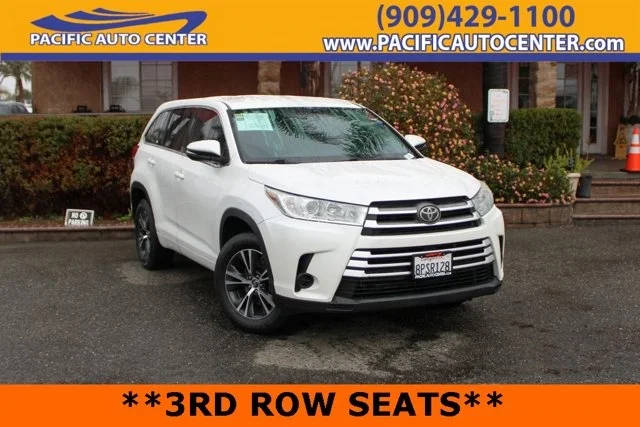 2018 Toyota Highlander LE FWD photo