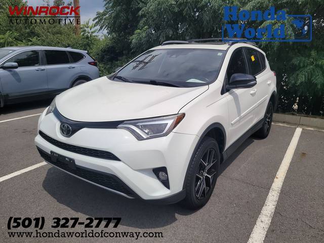 2018 Toyota RAV4 SE FWD photo