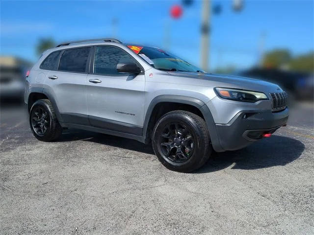 2019 Jeep Cherokee Trailhawk 4WD photo