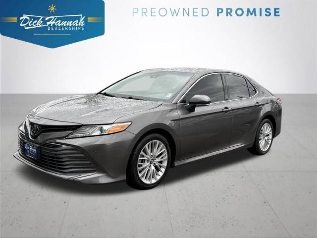 2018 Toyota Camry XLE FWD photo