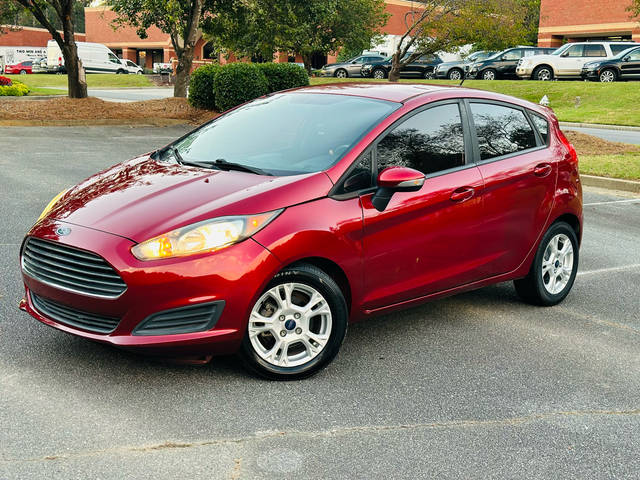 2016 Ford Fiesta SE FWD photo