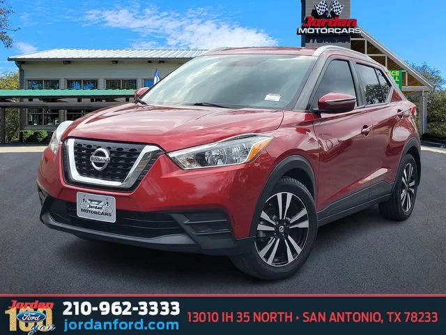 2018 Nissan Kicks SV FWD photo