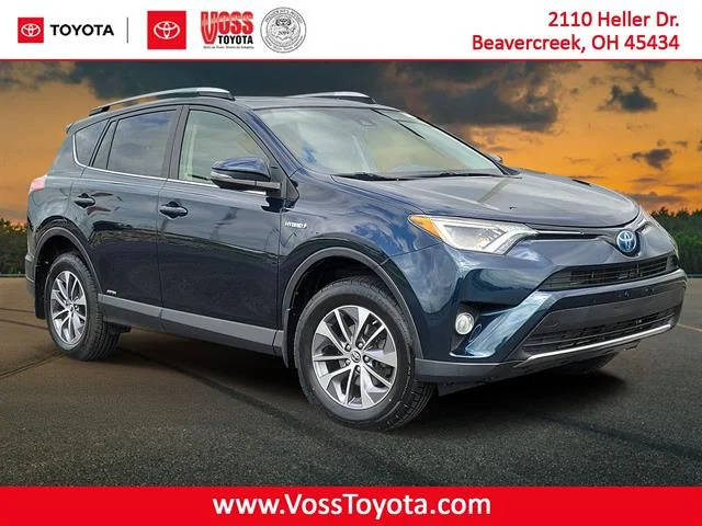 2018 Toyota RAV4 Hybrid XLE AWD photo