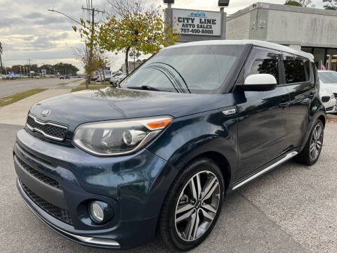 2018 Kia Soul + FWD photo