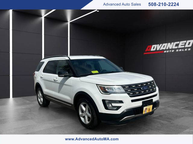 2017 Ford Explorer XLT 4WD photo