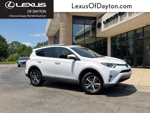 2018 Toyota RAV4 XLE AWD photo