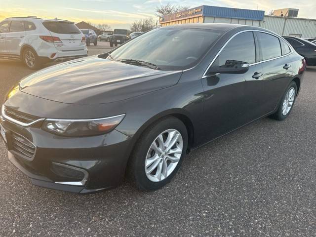 2017 Chevrolet Malibu LT FWD photo