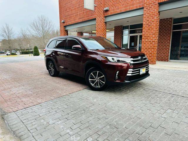 2018 Toyota Highlander XLE AWD photo