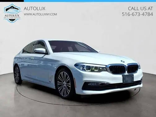 2018 BMW 5 Series 530i RWD photo