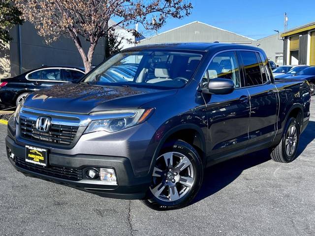 2019 Honda Ridgeline RTL-T AWD photo