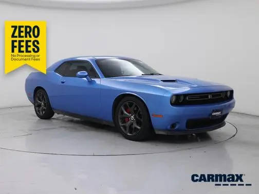 2018 Dodge Challenger SXT Plus RWD photo