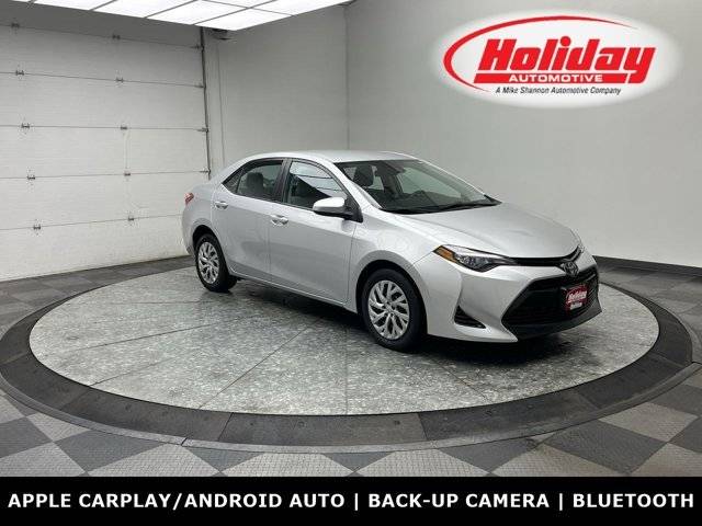 2019 Toyota Corolla LE FWD photo