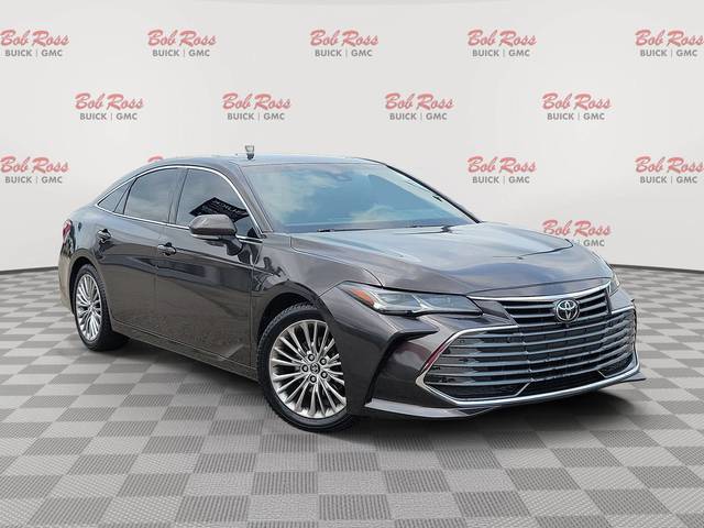 2019 Toyota Avalon Limited FWD photo