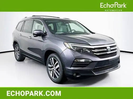 2018 Honda Pilot Touring AWD photo