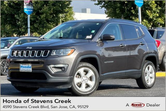 2018 Jeep Compass Latitude 4WD photo