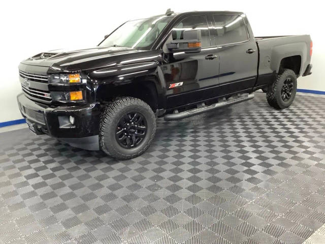 2019 Chevrolet Silverado 2500HD LTZ 4WD photo